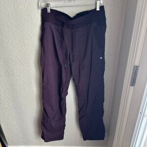 Lululemon cropped pants